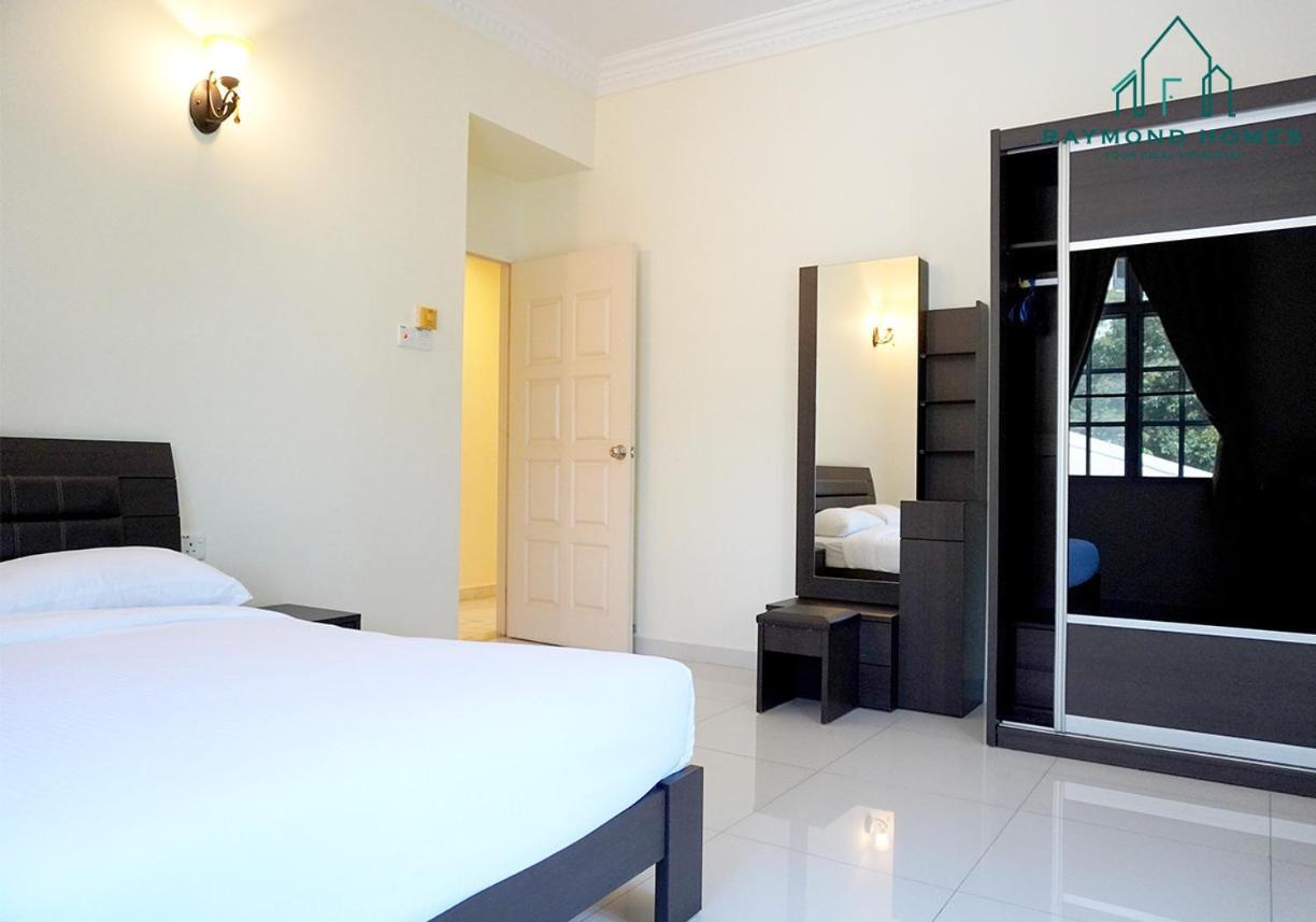 99 Kelawei Apartment George Town Exterior foto