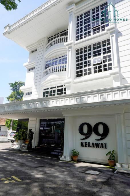 99 Kelawei Apartment George Town Exterior foto
