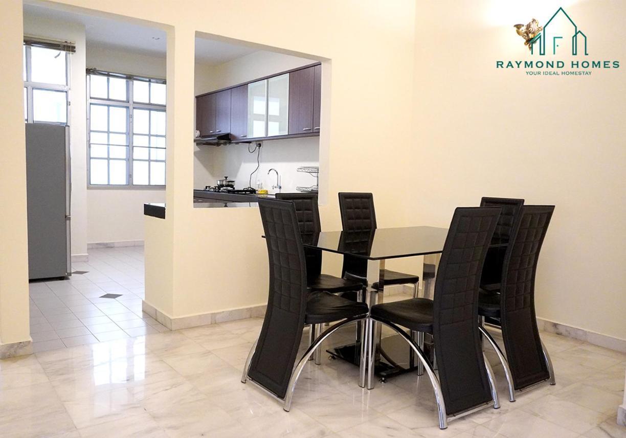 99 Kelawei Apartment George Town Exterior foto