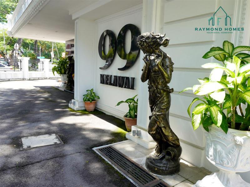 99 Kelawei Apartment George Town Exterior foto