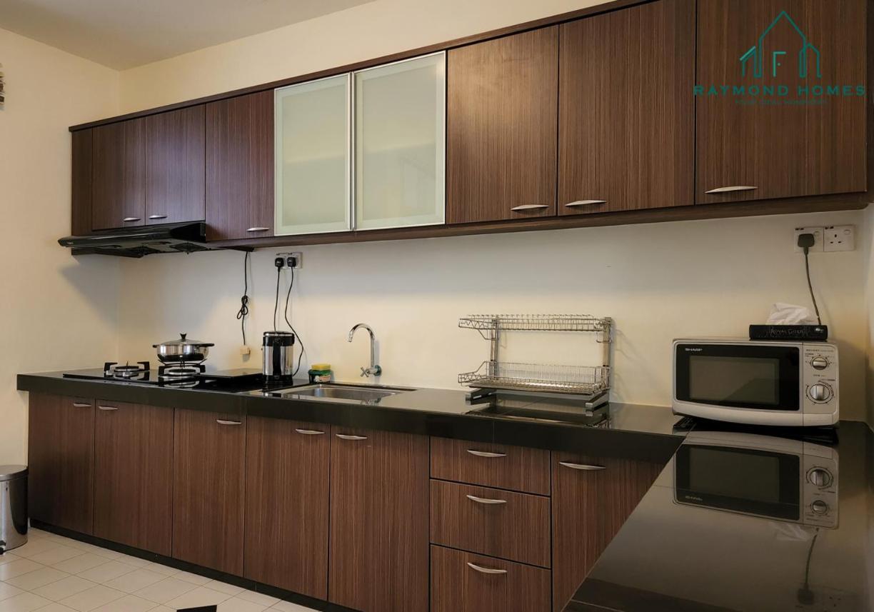 99 Kelawei Apartment George Town Exterior foto